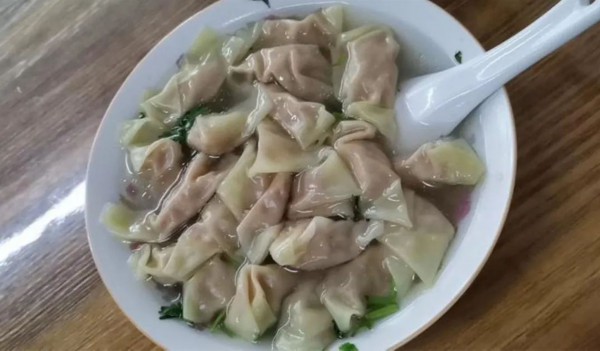 淮安御码头美食街：舌尖上的美味 流淌的运河记忆(图3)